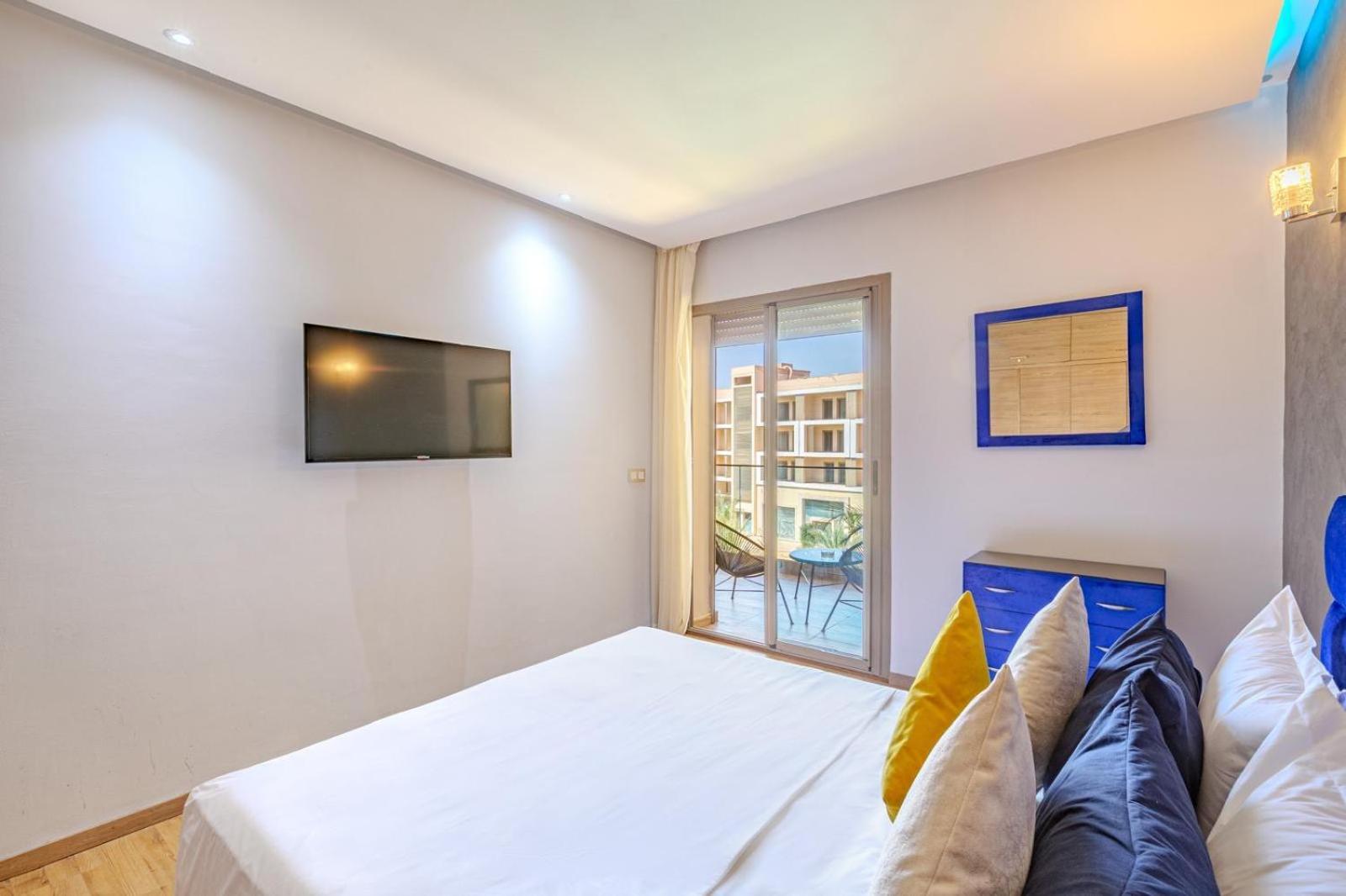 Royal Deluxe Platinum - Marrakech, Luxe Pool View Apartment Marrakesh Ngoại thất bức ảnh